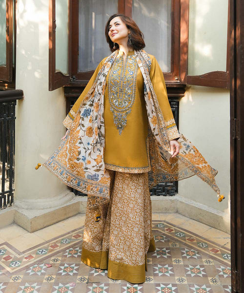 Darbar by Casuallite Pret Embroidered Silk Viscose 3 Piece Suit CSL26PDD-07 - Festive Collection