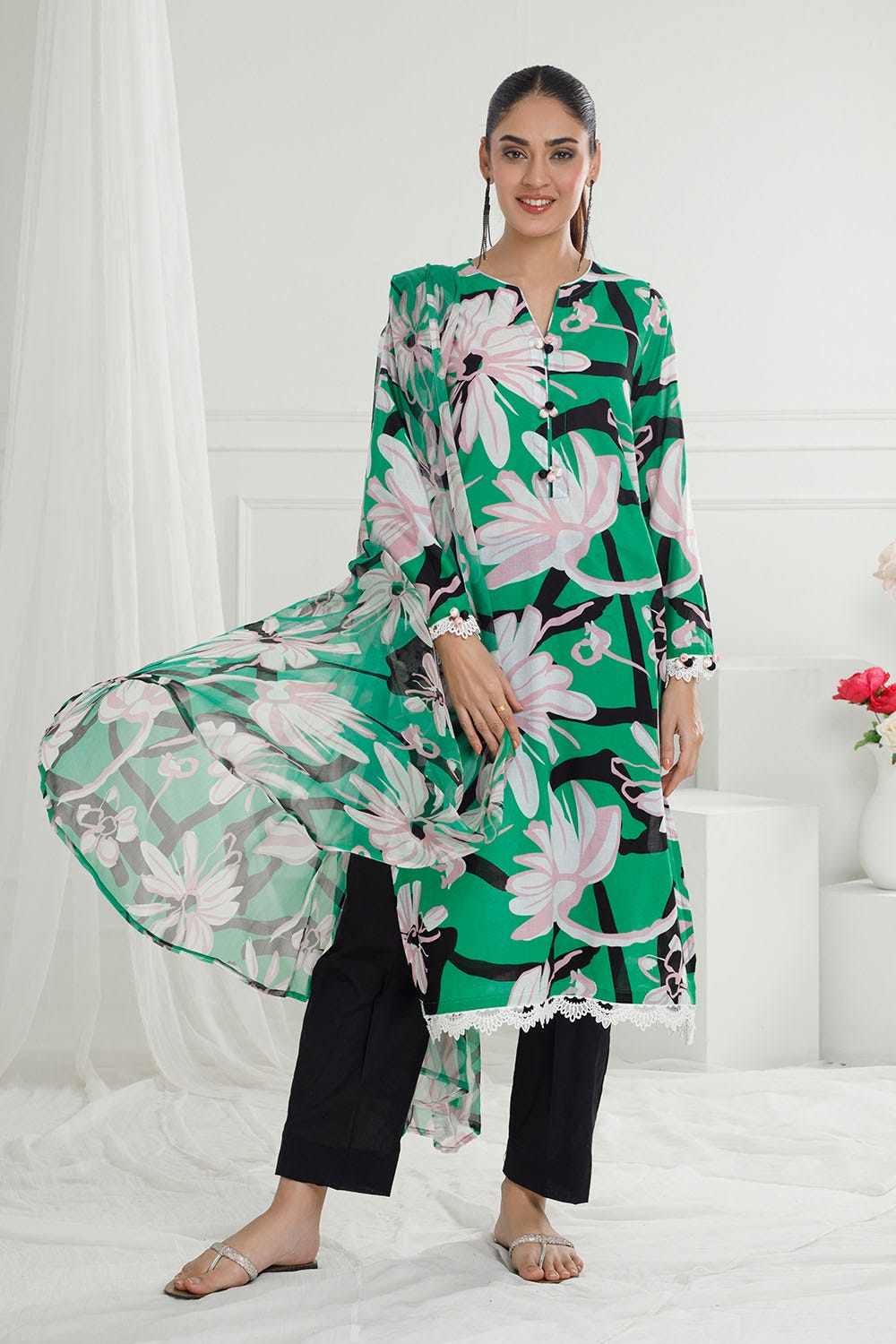 Gul Ahmed C-52004 The Floral World  2025