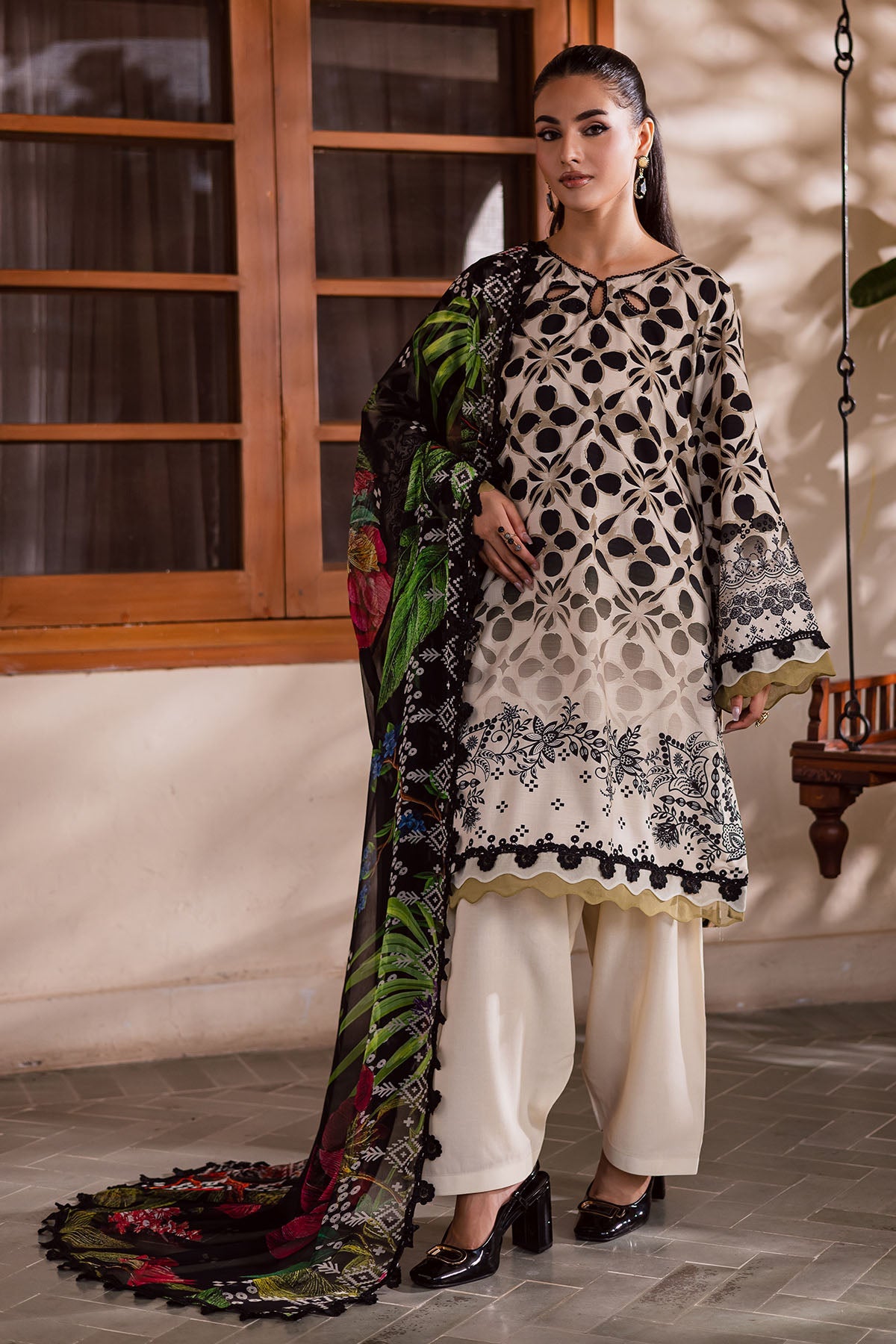 Nureh SP-166 Signature Printed Linen 2025