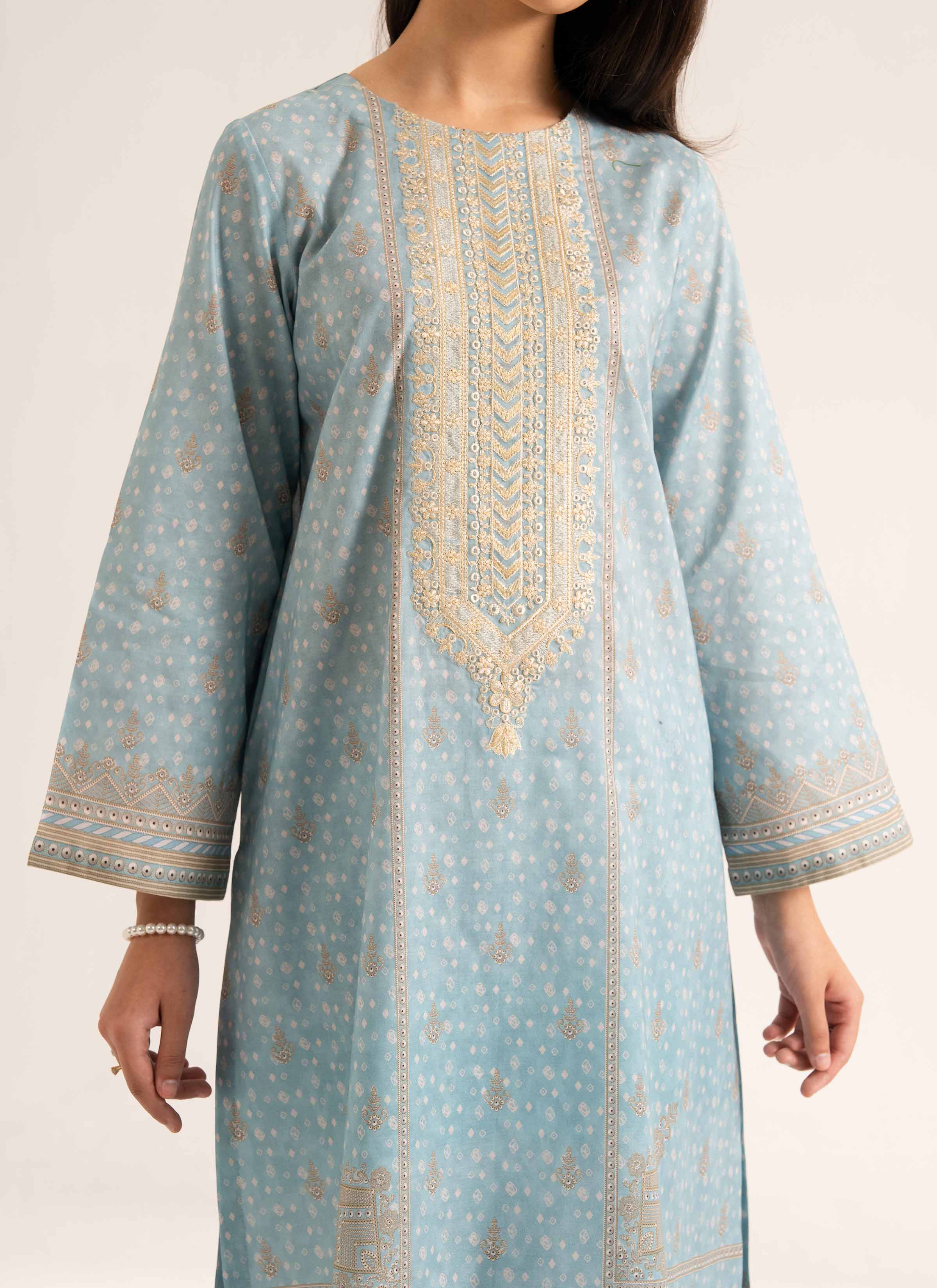 Nishat Linen 42501933 Cross Season Edit 2025
