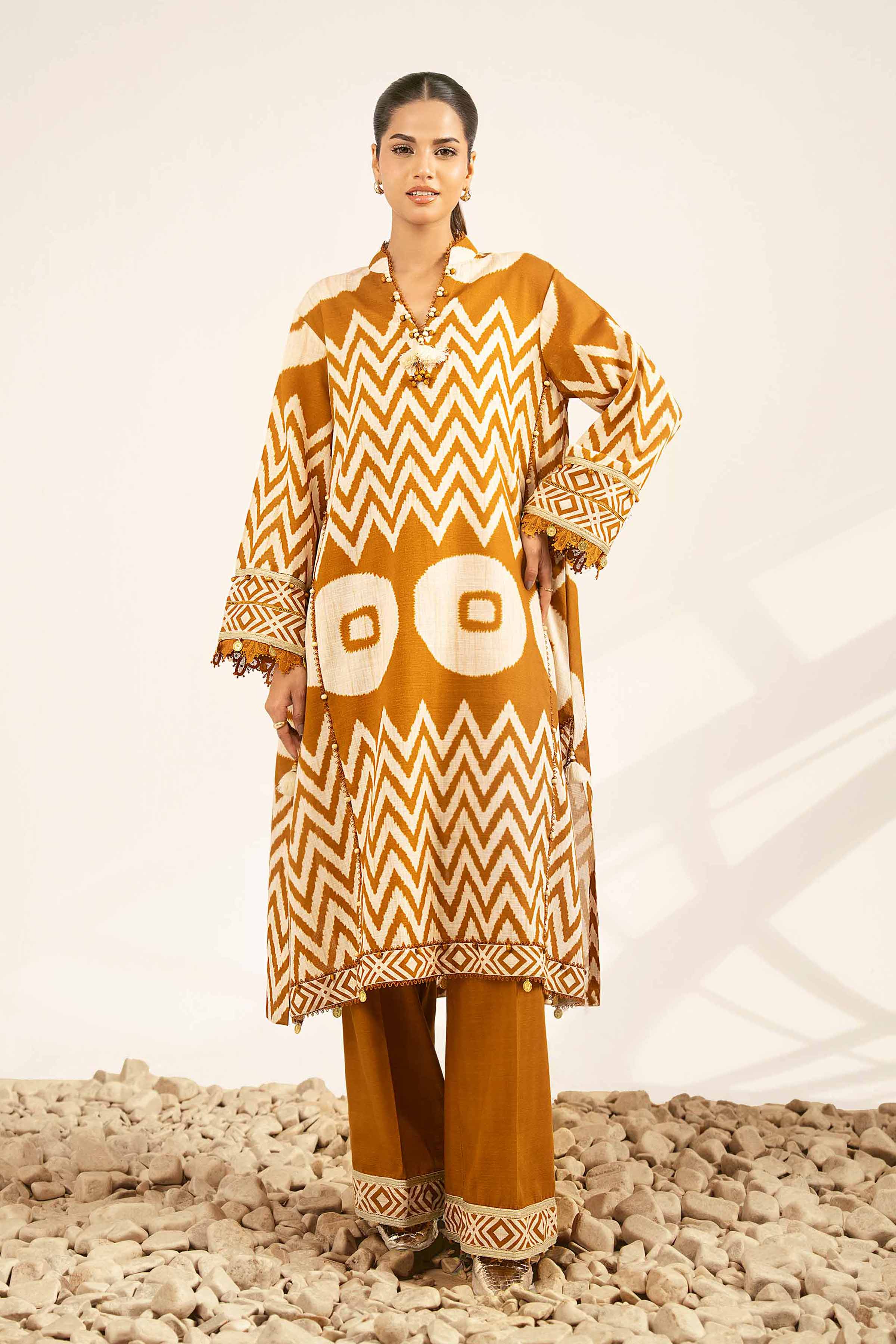 Nishat Linen 42502327 Cross Season Edit 2025