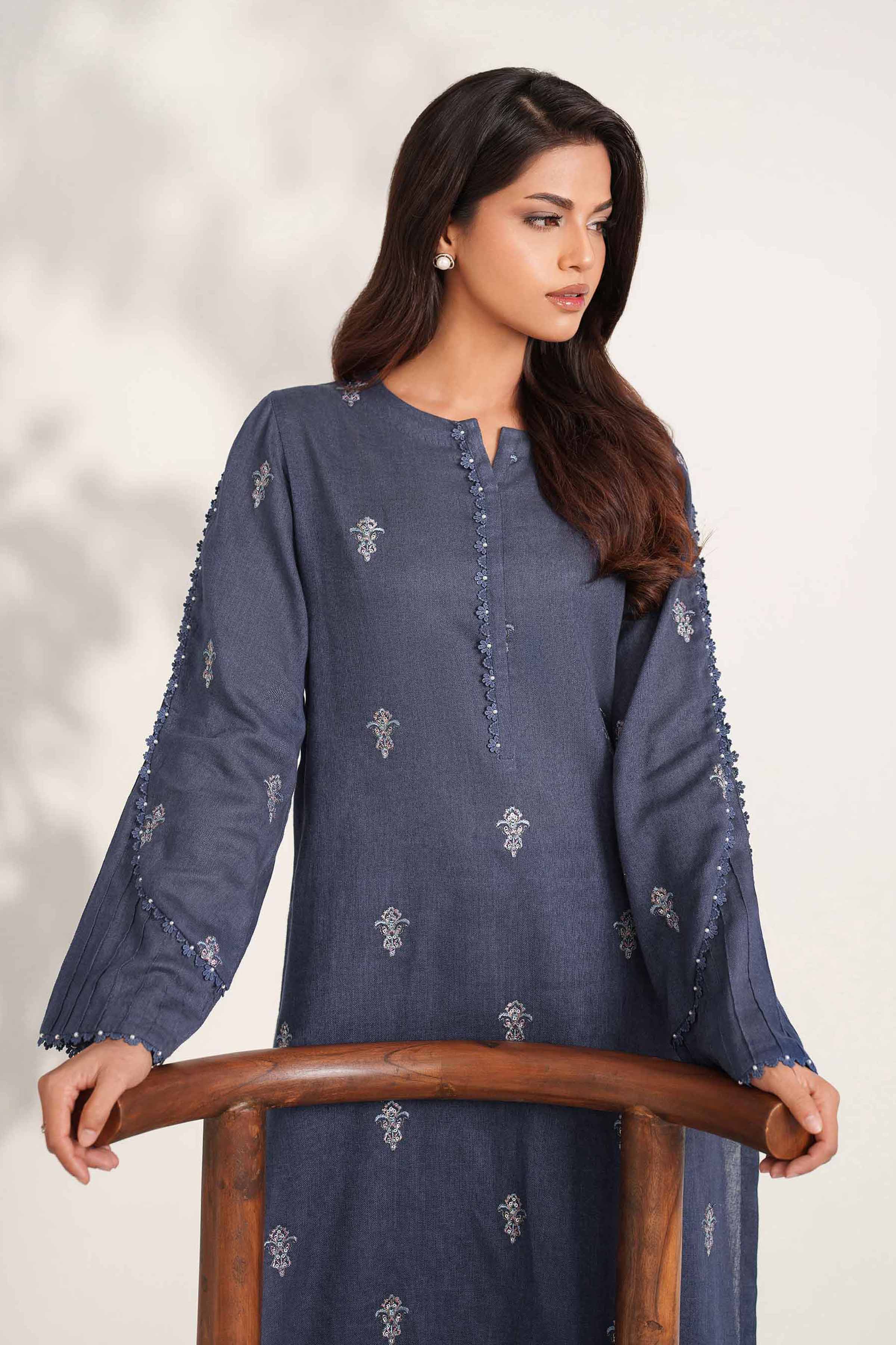 Nishat Linen 42502344 Cross Season Edit 2025