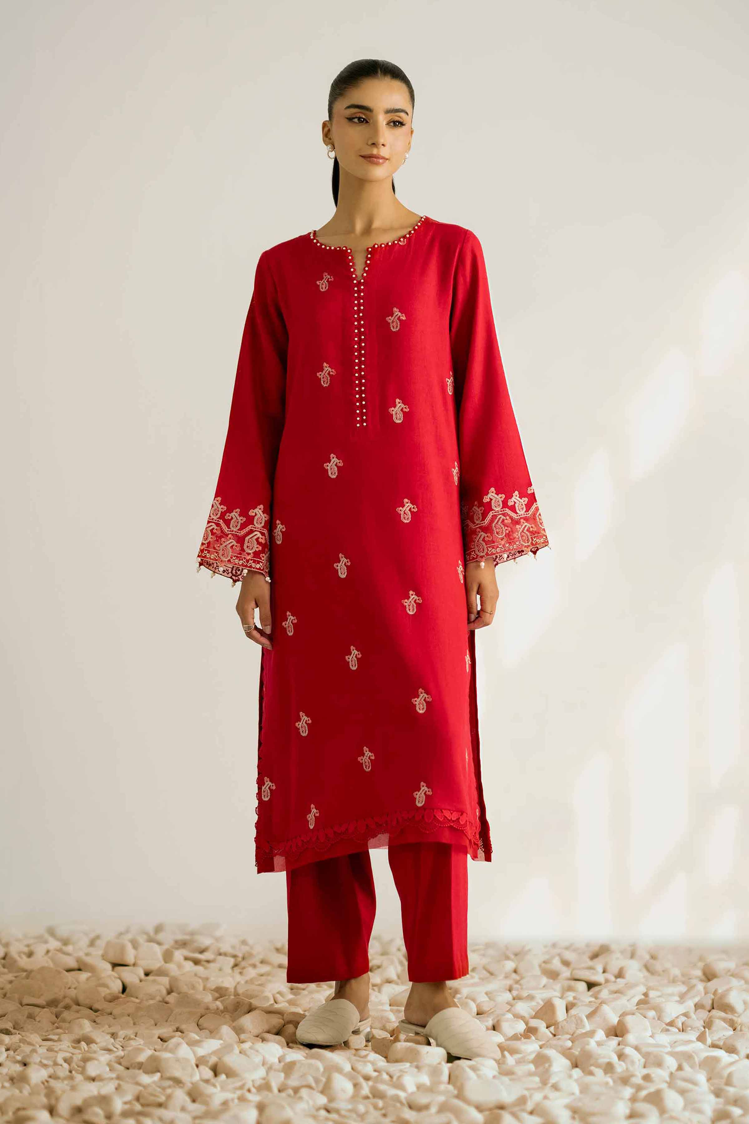 Nishat Linen 42502353 Cross Season Edit 2025