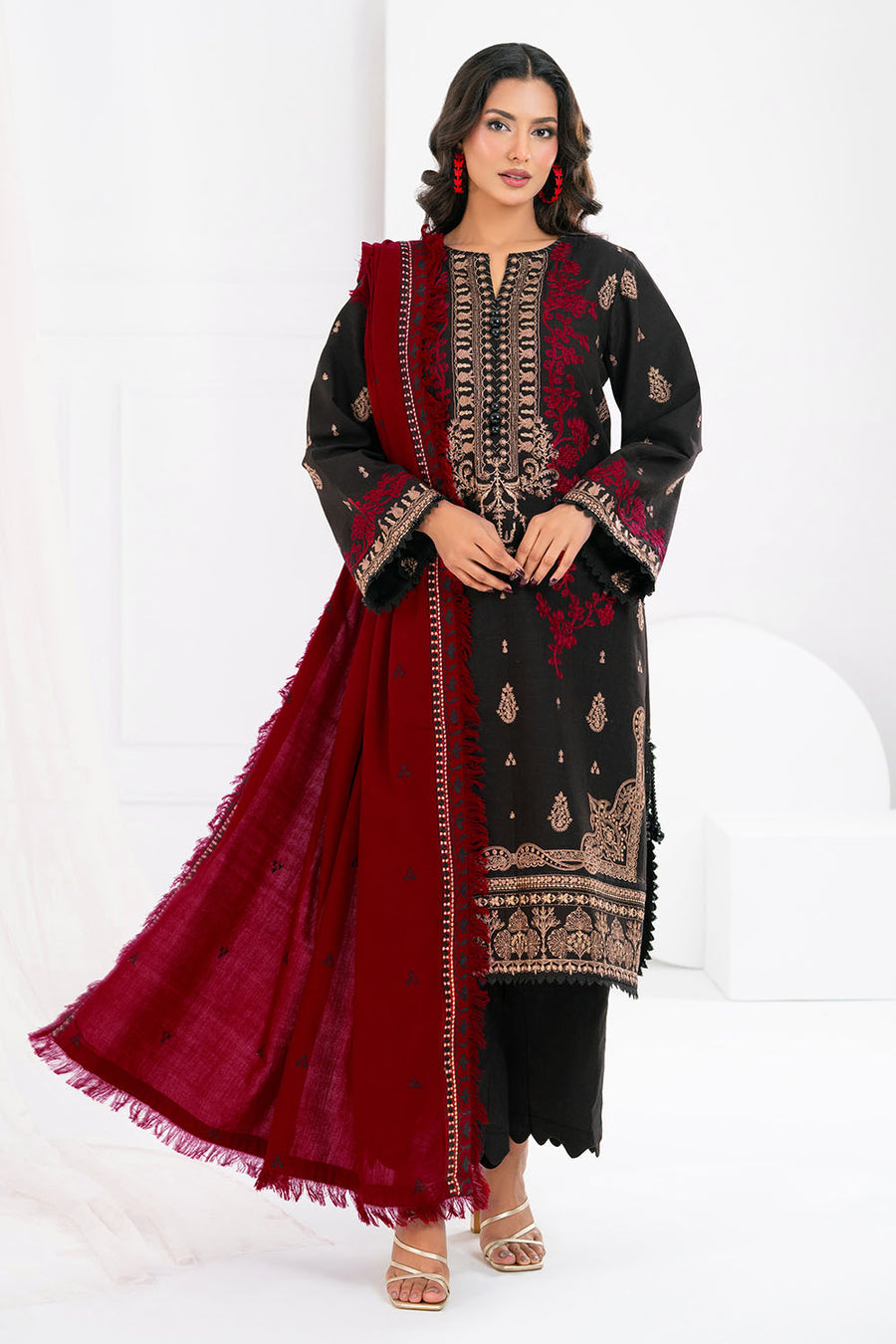 Gul Ahmed AP-52013 Heer Winter 2025