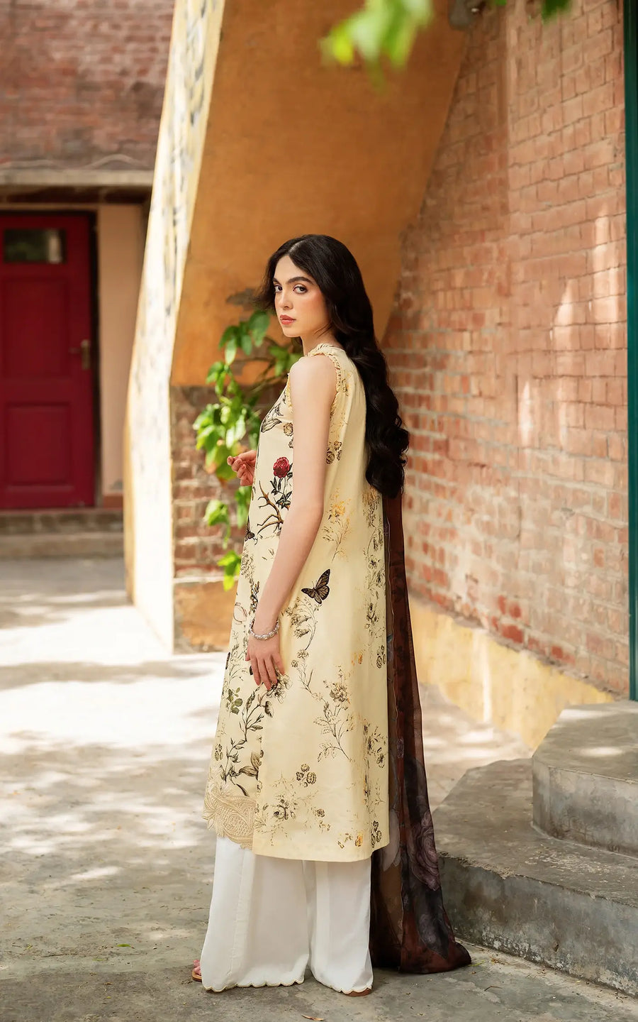 Asifa N Nabeel Meadow Bloom-(YKL25-01) Yakin Summer Lawn 2025