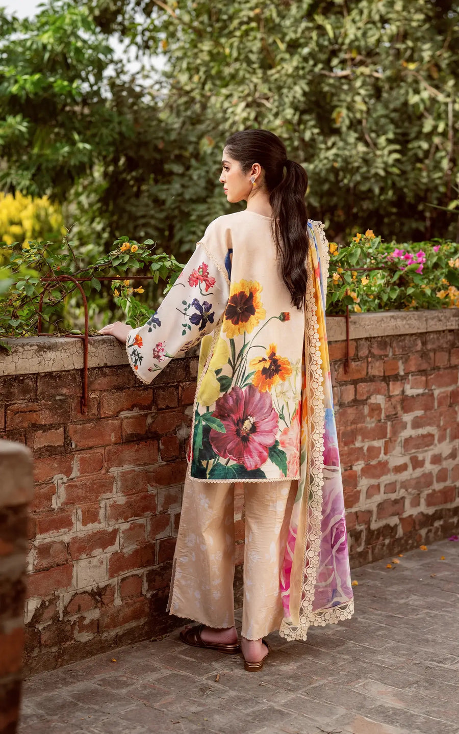 Asifa N Nabeel Bloomlight-(YKL25-13) Yakin Summer Lawn 2025