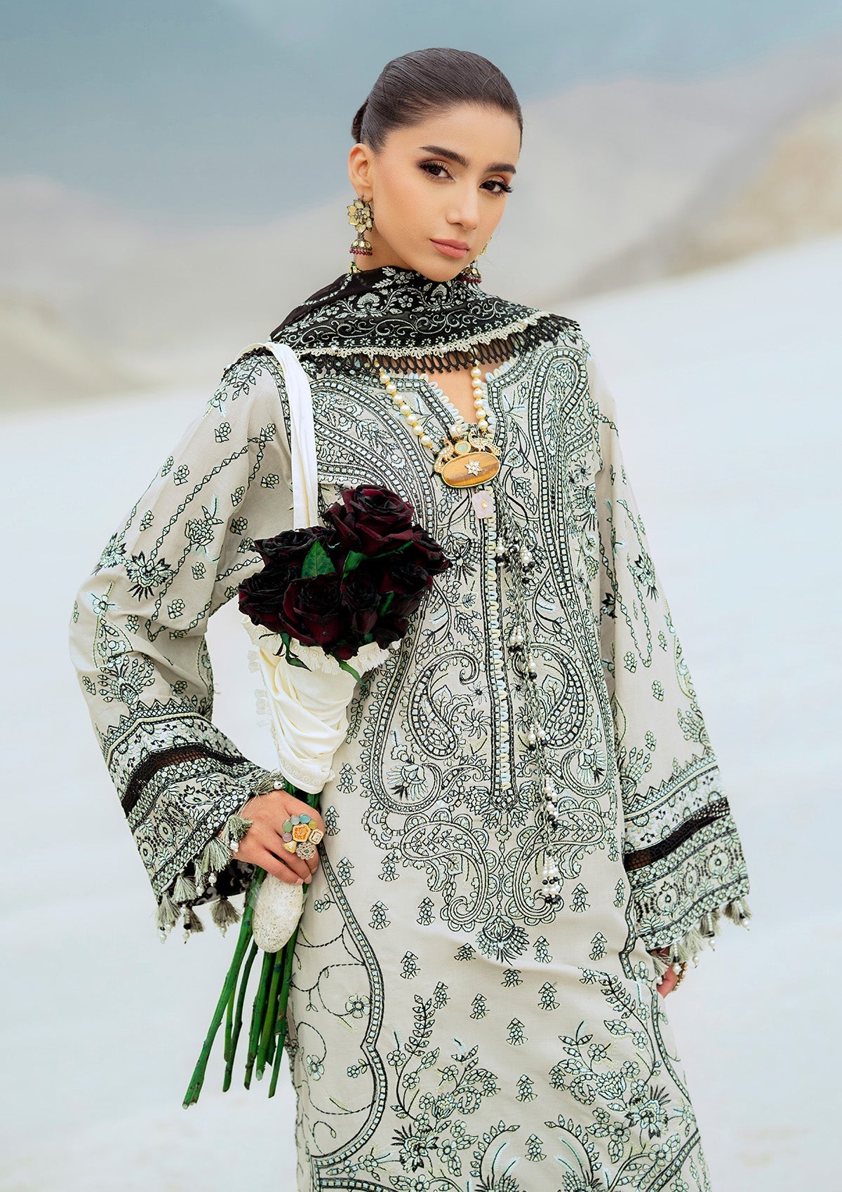 AIK Atelier Raqs Look 08 Lawn Vol 1 2025