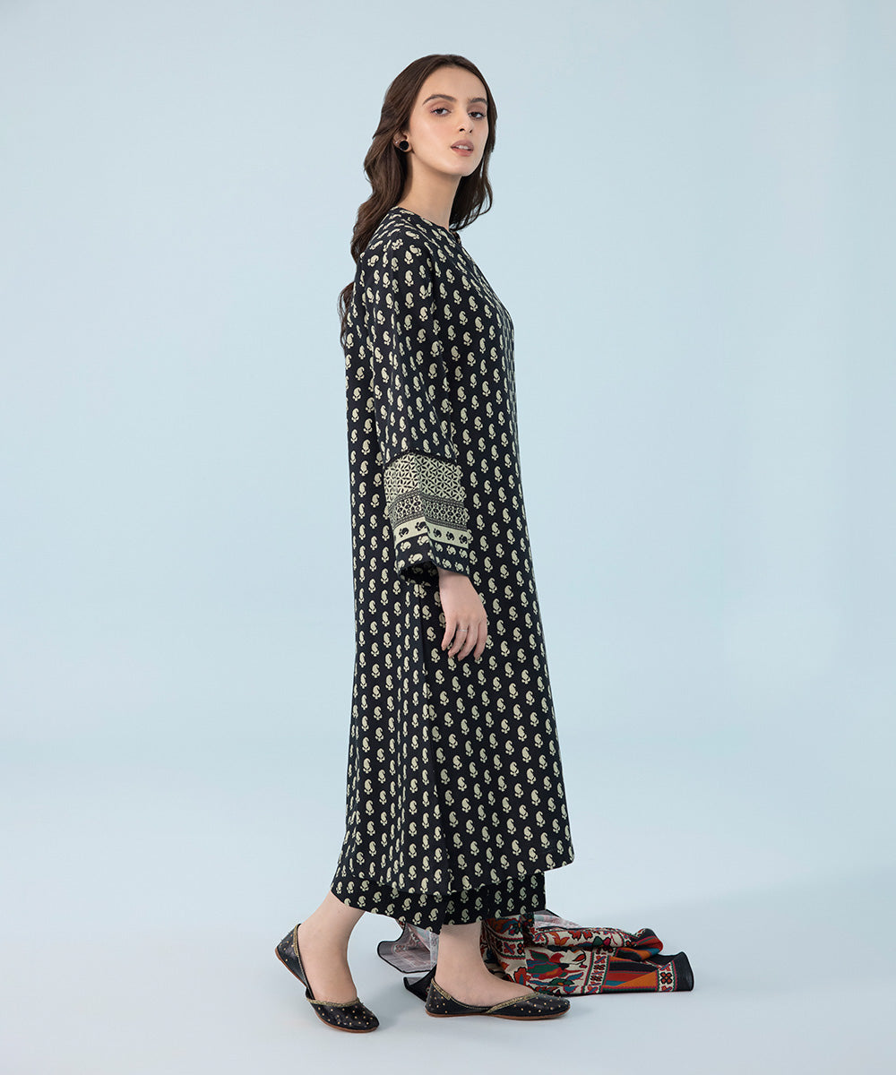 Sapphire U3P-DY23V9-24 3 Piece Printed Khaddar Suit Winter Collection