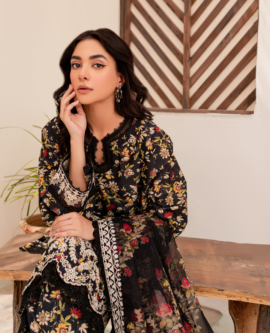 Xenia Garda Summer Lawn Soiree