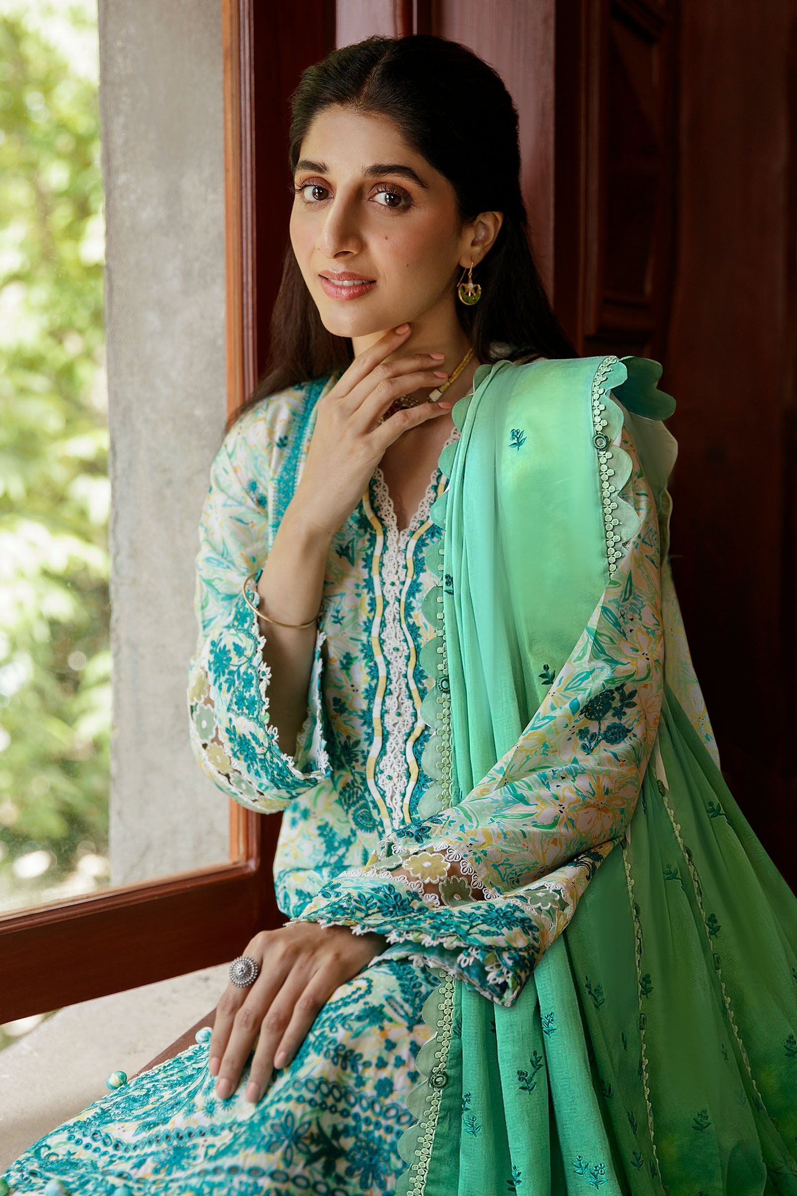 Zaha Sena (ZF23-09) Festive Lawn Collection