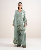 Sapphire DW12F7EFFB Andaaz Embroidered Collection 2026