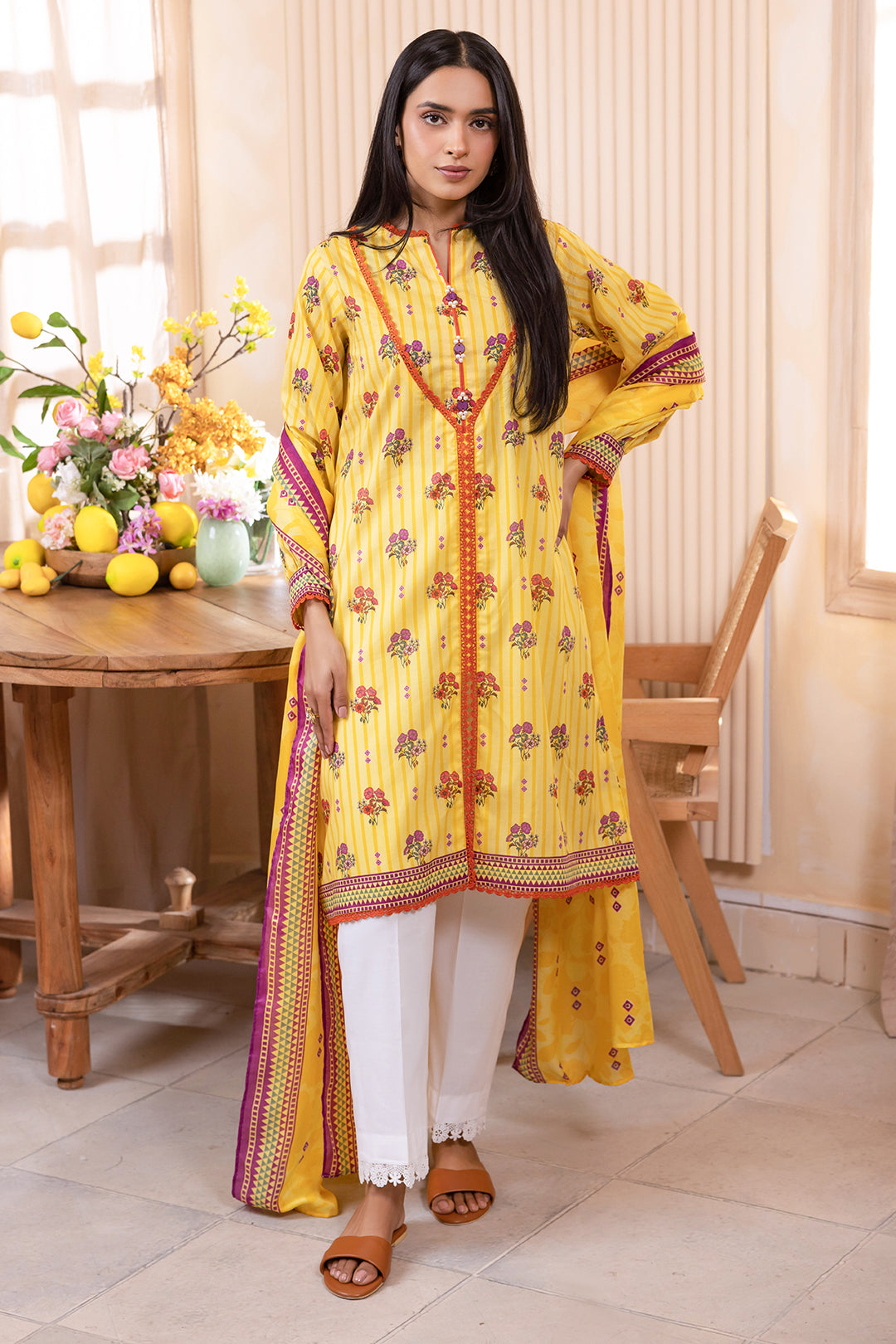 Zellburry Shirt Dupatta 1002 Essential Summer Lawn Collection 2024