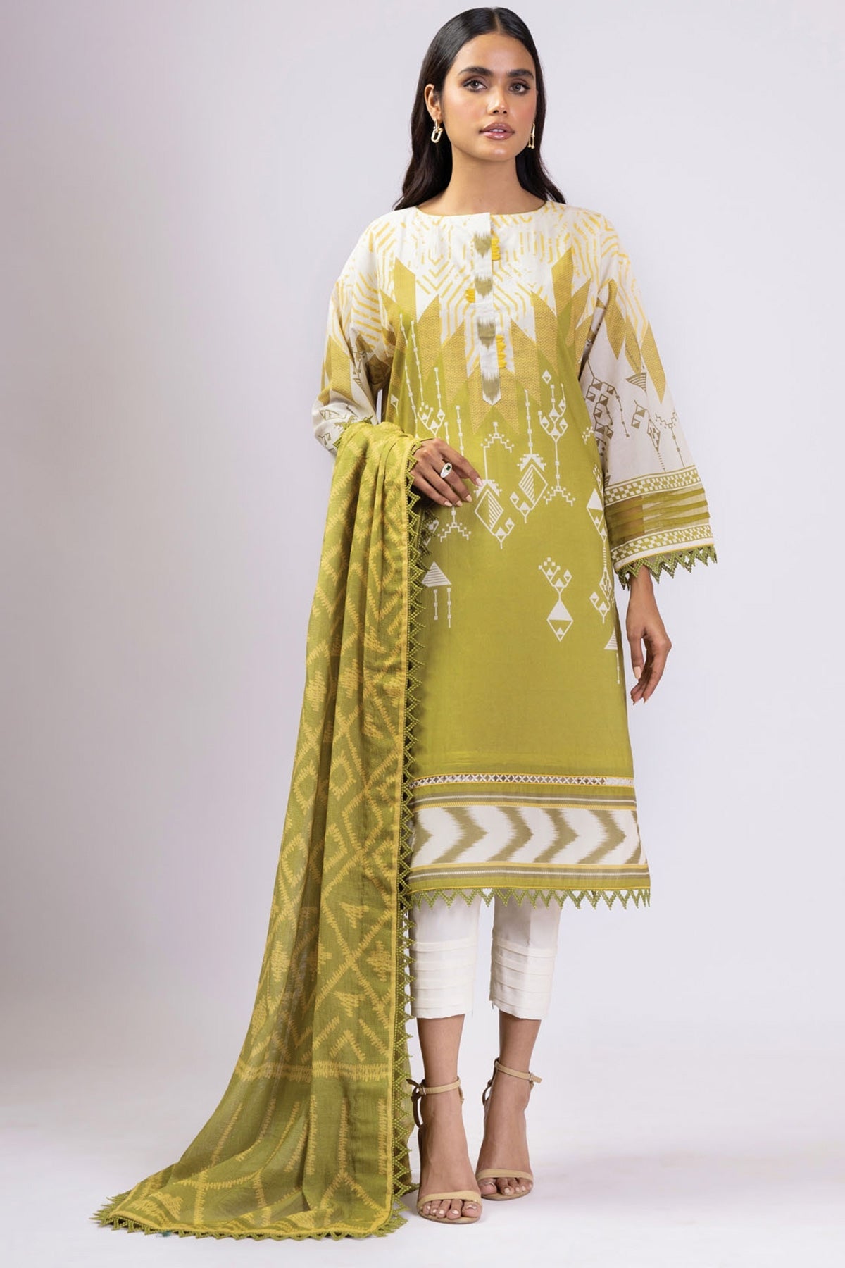 Alkaram Online Ss-16-22 Green Spring Summer 2022 - Pakistani Branded Clothes