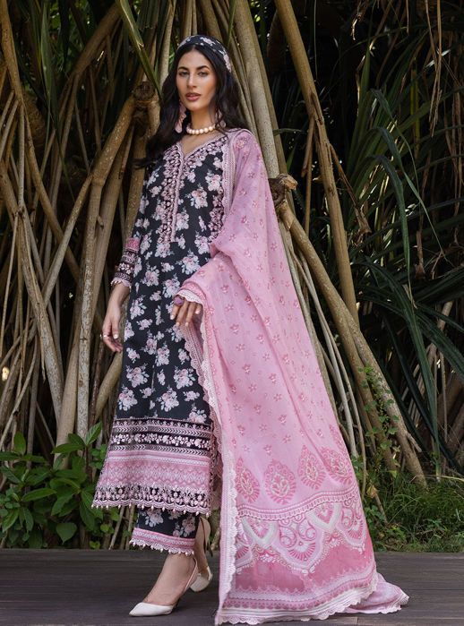 Zainab Chottani Blush Blossoms 10A Tahra Lawn 2022