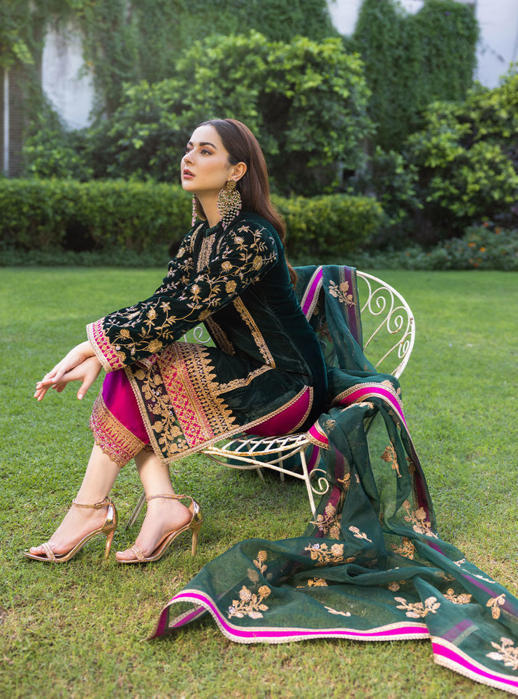 Zainab Chottani Pareeshay Velvet Collection