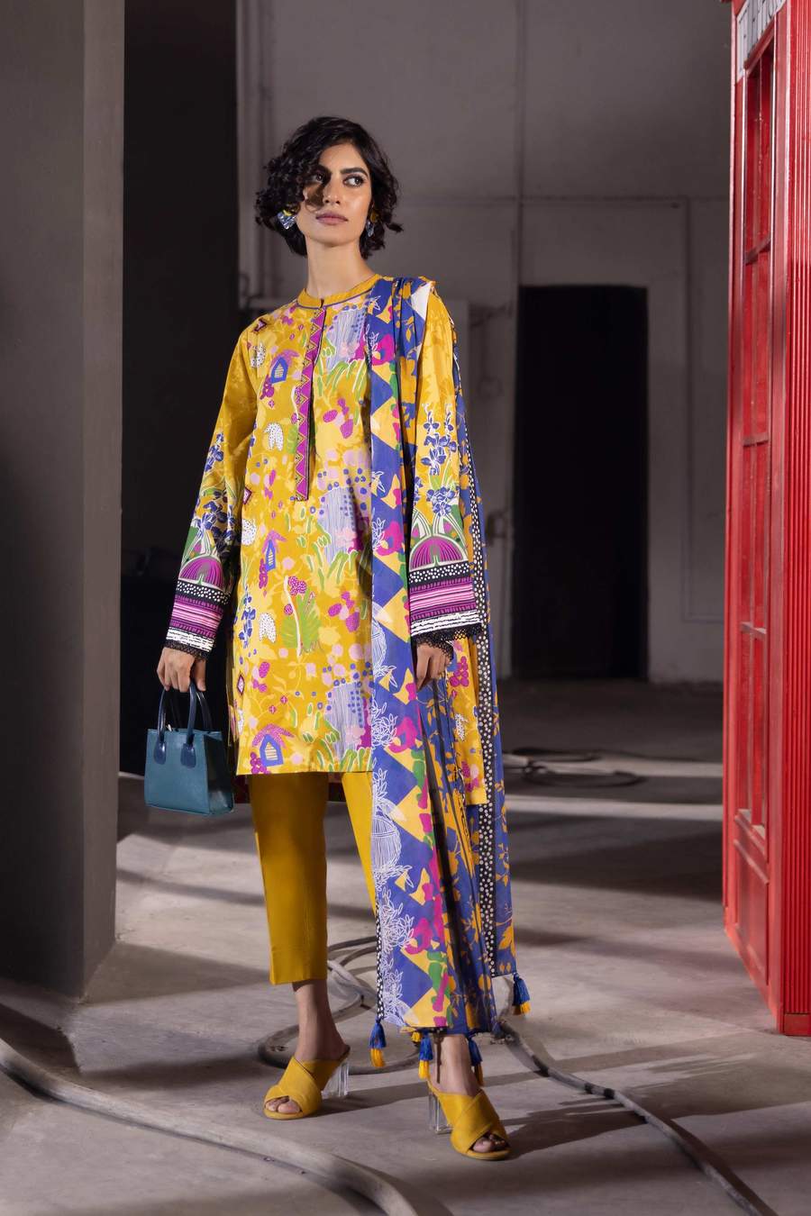 Sapphire Emilia Intermix Collection 2021 – Sara Clothes