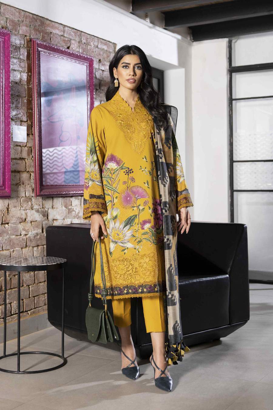 Sapphire Modesta Intermix Collection 2021 – Sara Clothes