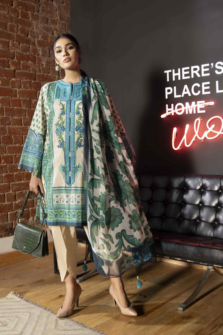 Sapphire Layla Intermix Collection 2021 – Sara Clothes