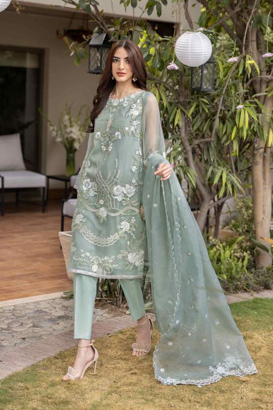Sapphire Orla Eid Collection 2021 Sara Clothes Sapphire Orla Eid Collection 2021 Sara Clothes
