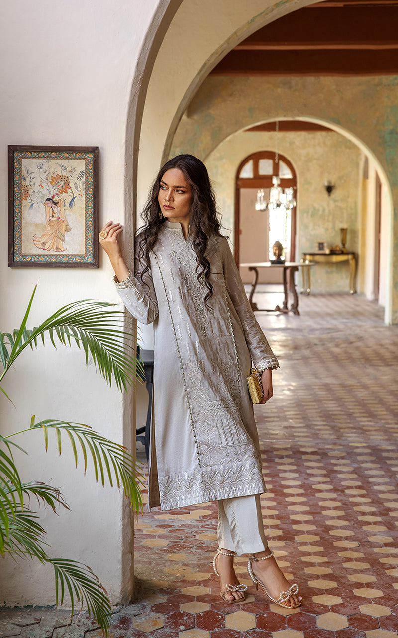 Threads & Motifz Ready To Wear Tunic 146 Luxury Prets 2022