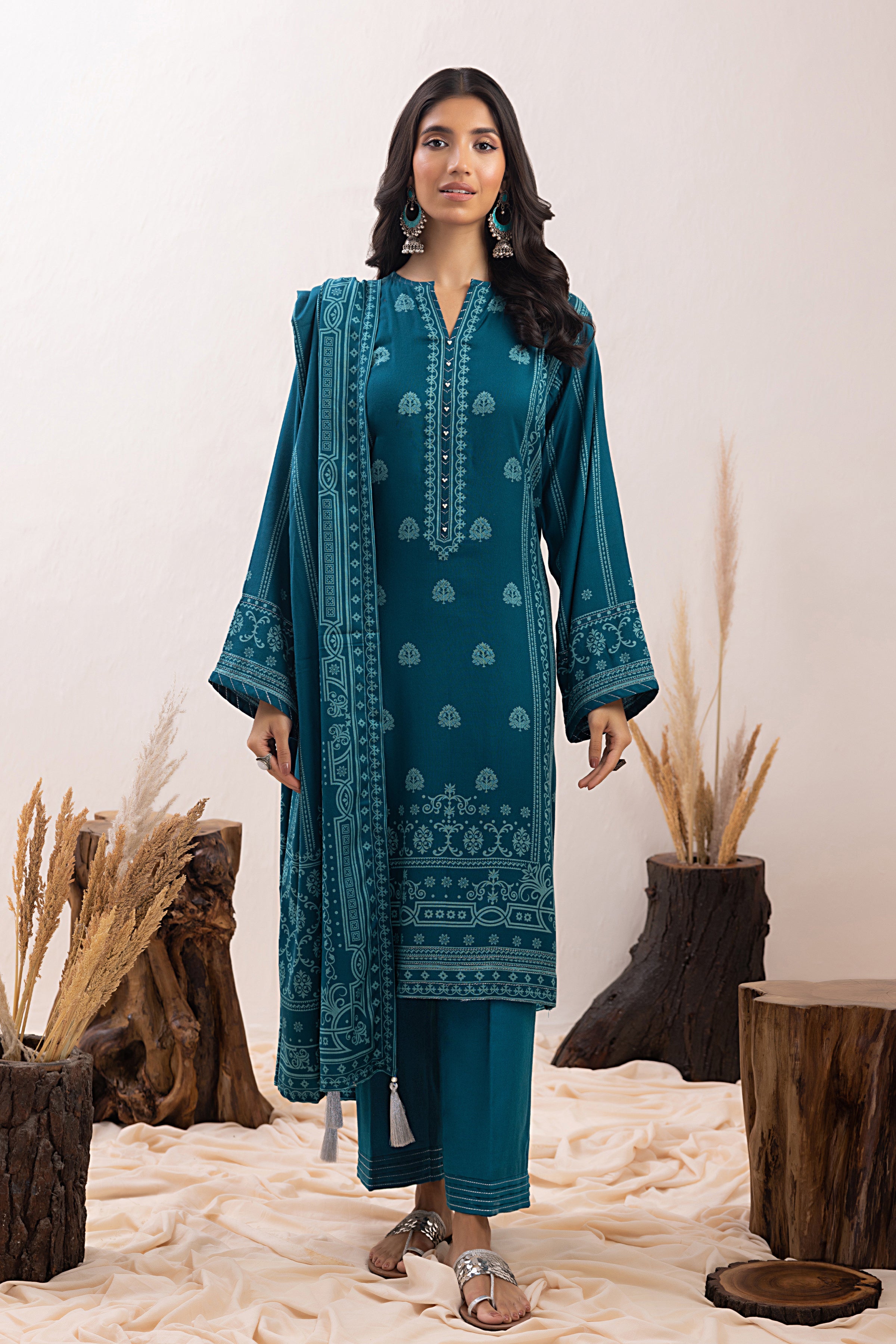 Buy Green Pashmina Winter Wear Printed Straight Suit Online From Wholesale  Salwar.