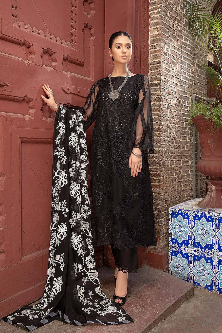 Charizma pakistani outlet dresses