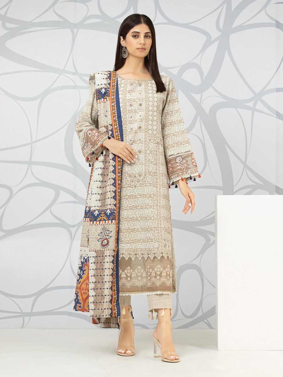 Edenrobe EWU22V1-23621 Beige Nayab Eid Collection 2022