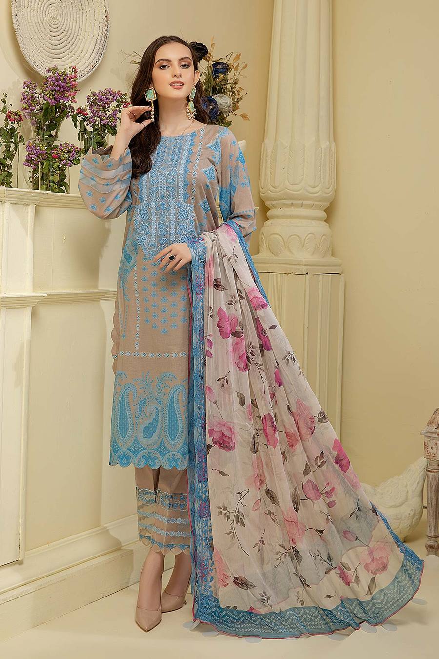 Pakistani Embroidered Charizma Lawn Suit With Heavy Embroidery Work at Rs  560 in Hyderabad