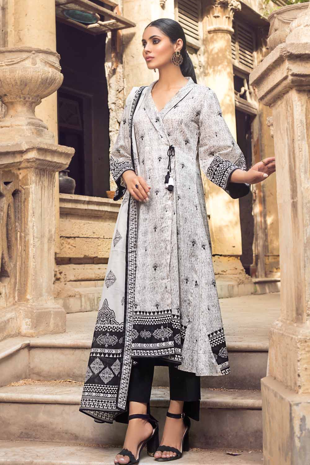 BT-12004 Gul Ahmed Black and White 2021