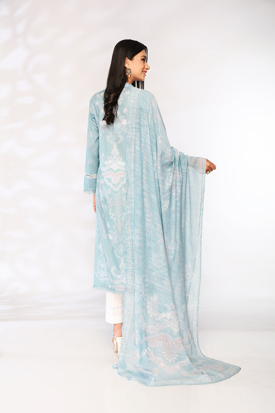 nishat linen blue dress Nishat Linen Winter Collection New Design Winter Clothes Linen Dress Design Nishat 2018 Winter Collection Beautiful