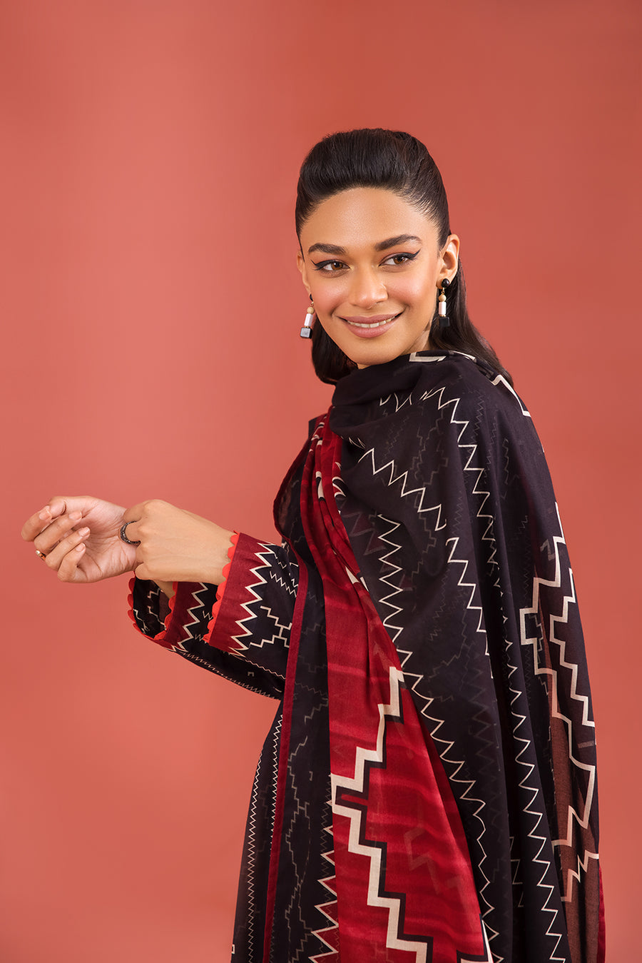 Nishat Linen 42201551 Black Freedom to Buy 2022 – Sara Clothes
