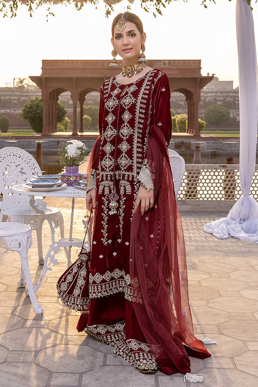 So Kamal D588 Velvet Luxury Winter 2022 Sara Clothes So Kamal D588 Velvet Luxury Winter 2022 Sara Clothes