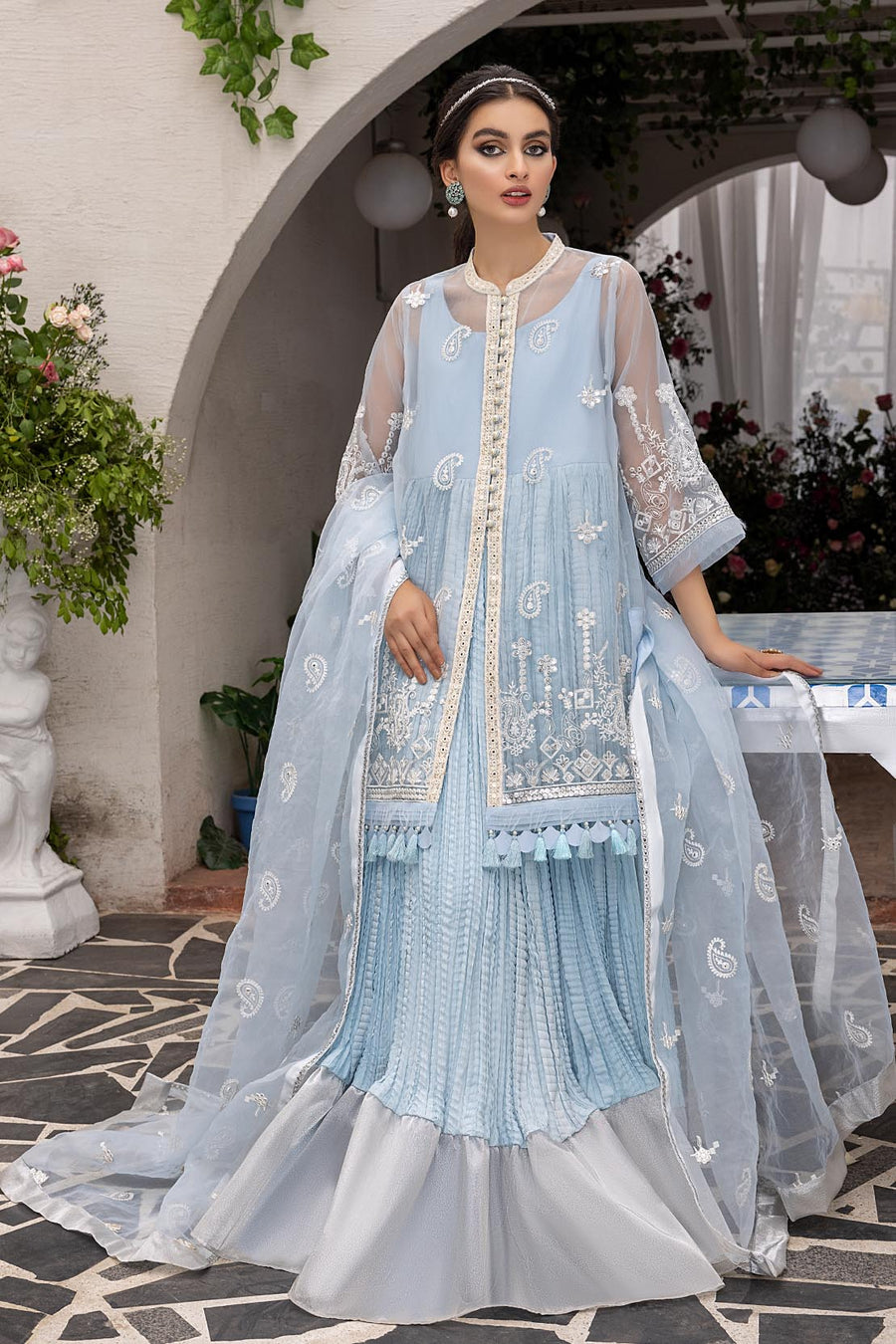 So Kamal D627 Luxury Eid Collection 2022 Sara Clothes So Kamal D627 Luxury Eid Collection 2022 Sara Clothes