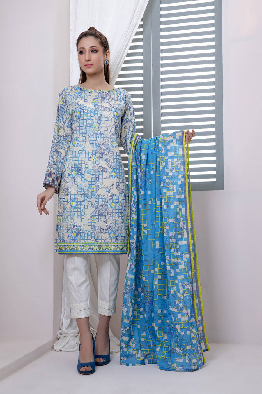 Bonanza Satrangi Blue Lawn Suit Ask222p10 Eid Pret 2022