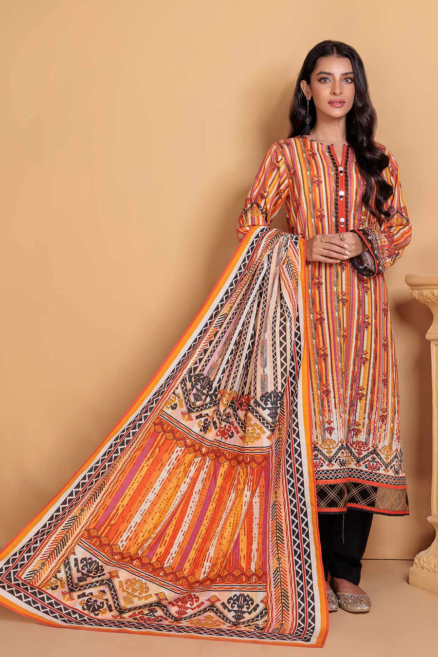 Bonanza Satrangi Orange Khaddar (AWO222P12) Winter Collection 2022