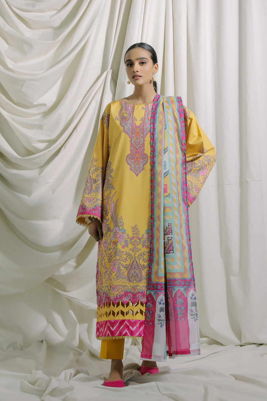 Ethnic Ashmolean 10382429 Special Price D III 2022