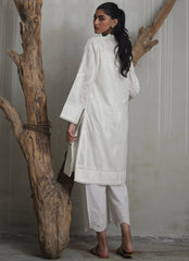 Image Cream Chikankari Kurta Spring Pret 2024