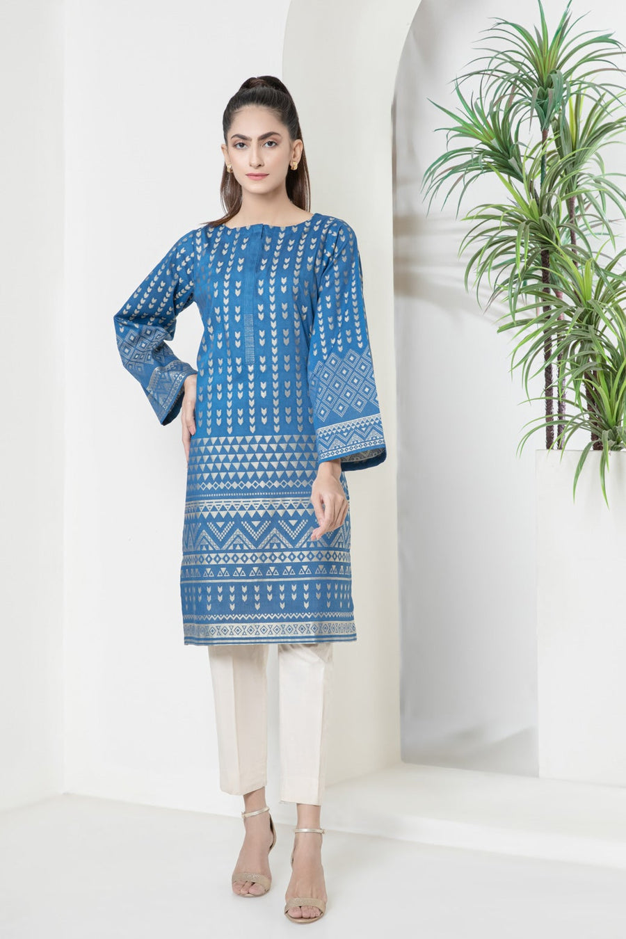 Bonanza Satrangi Blue Jacquard Kurti Jss221p02 Eid Pret 2022