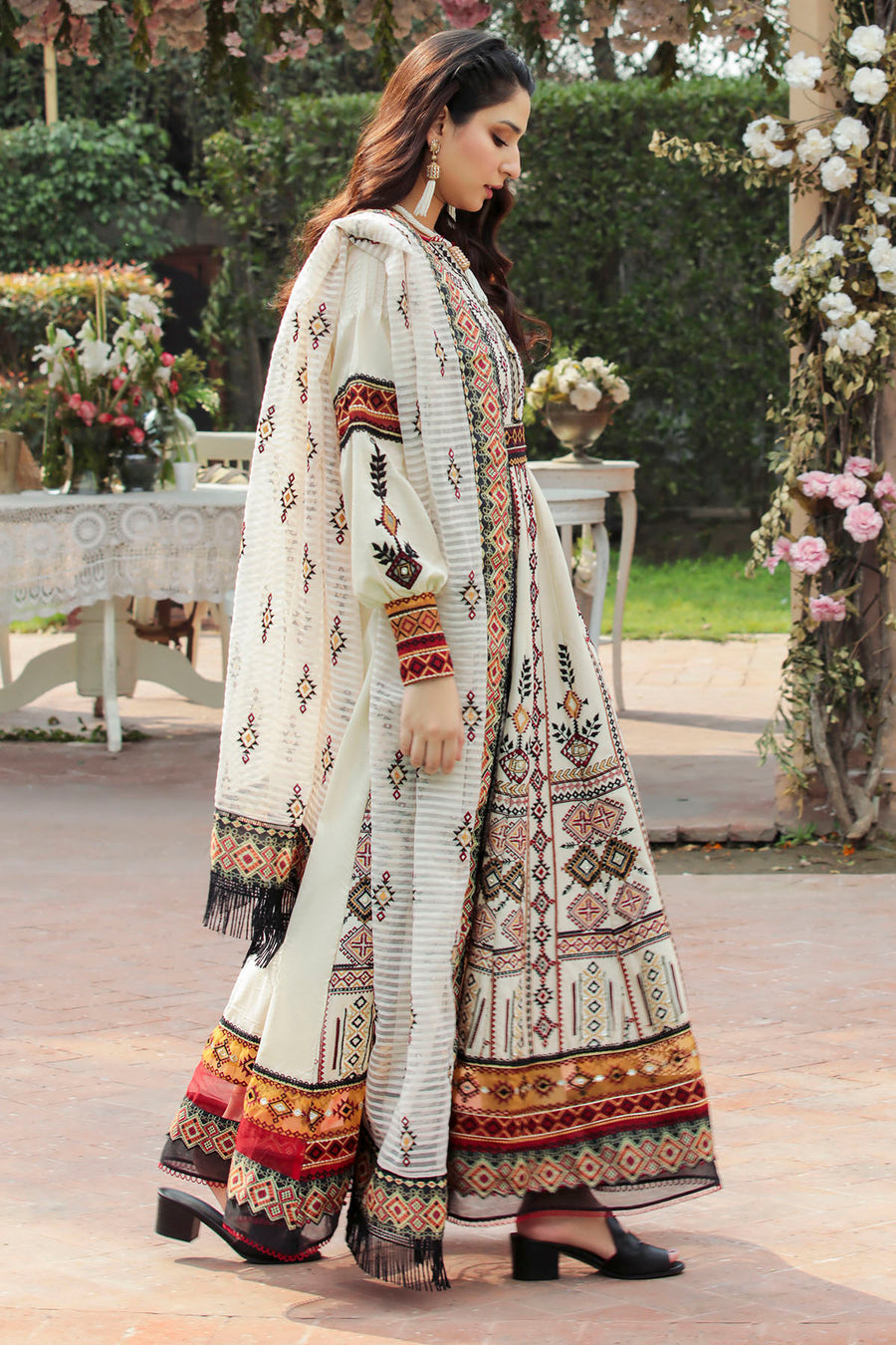 Motifz 3196 Geometric Gorden  Premium Lawn 2022