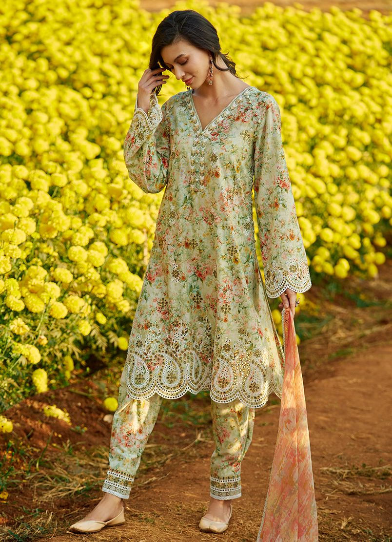 lawn dress design 2024 Rajbari Design # 8 Essential Lawn Collection 2024 Sara Clothes