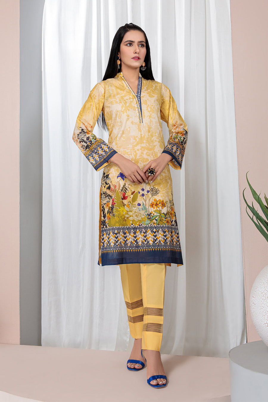 Bonanza Satrangi Buttercup Rso222p10 Summer Collection 2022