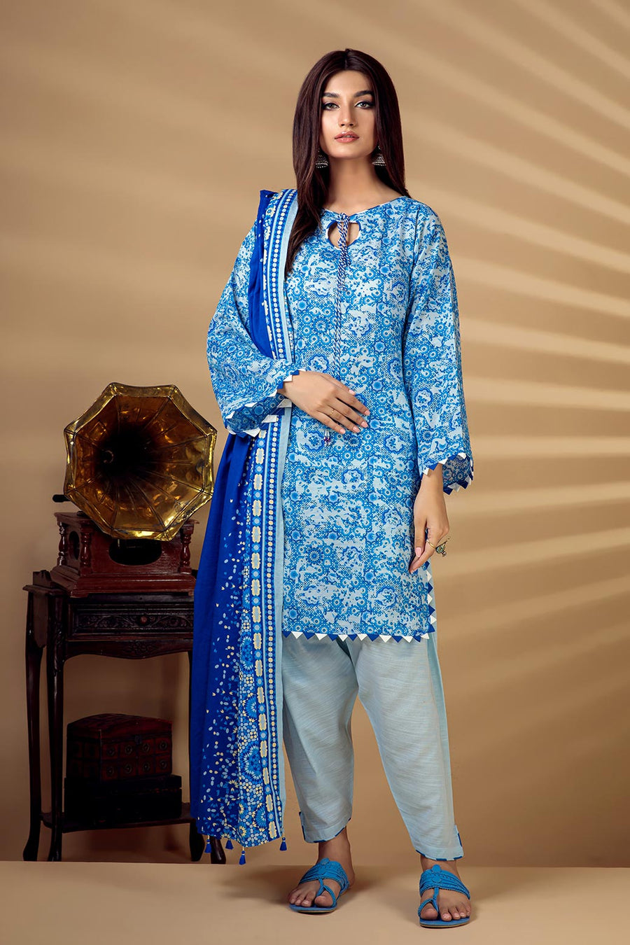Bonanza Satrangi Blue Khaddar Suit (RWO223P01B) Winter Collection 2022 Sara Clothes Bonanza Satrangi Blue Khaddar Suit (RWO223P01B) Winter Collection 2022 Sara Clothes