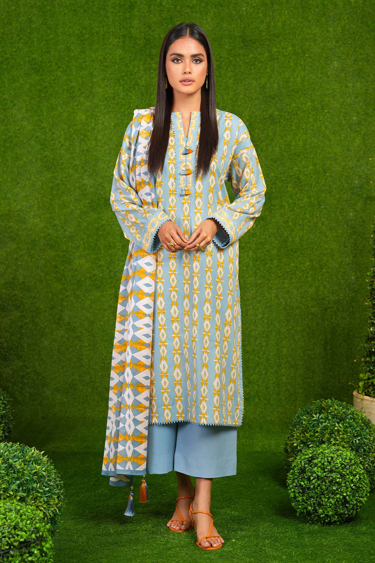 Alkaram Studio SS-35-23-2-Grey Summer Lawn Vol