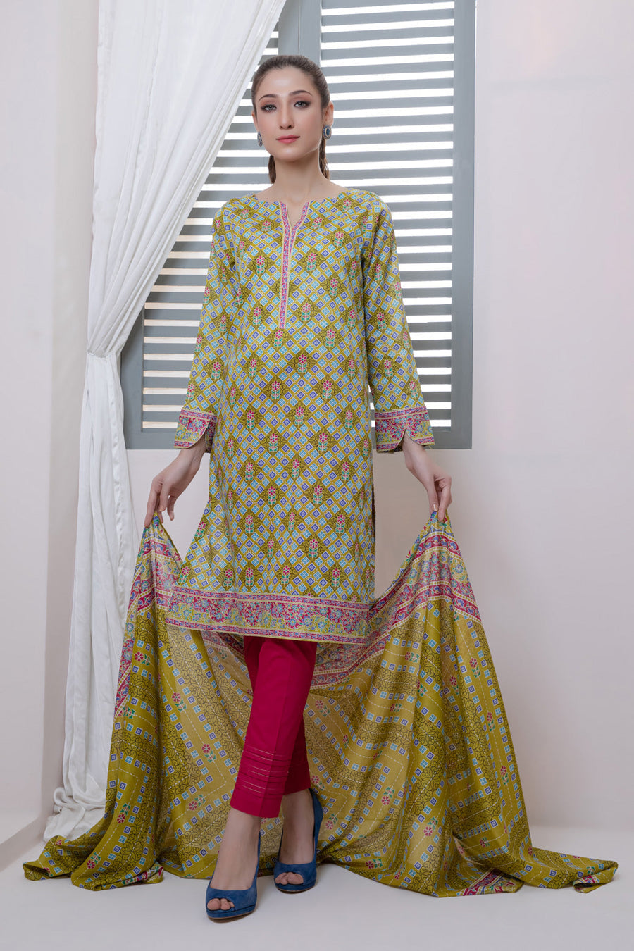 Bonanza Satrangi Green Lawn Suit Ssk223p25 Eid Pret 2022