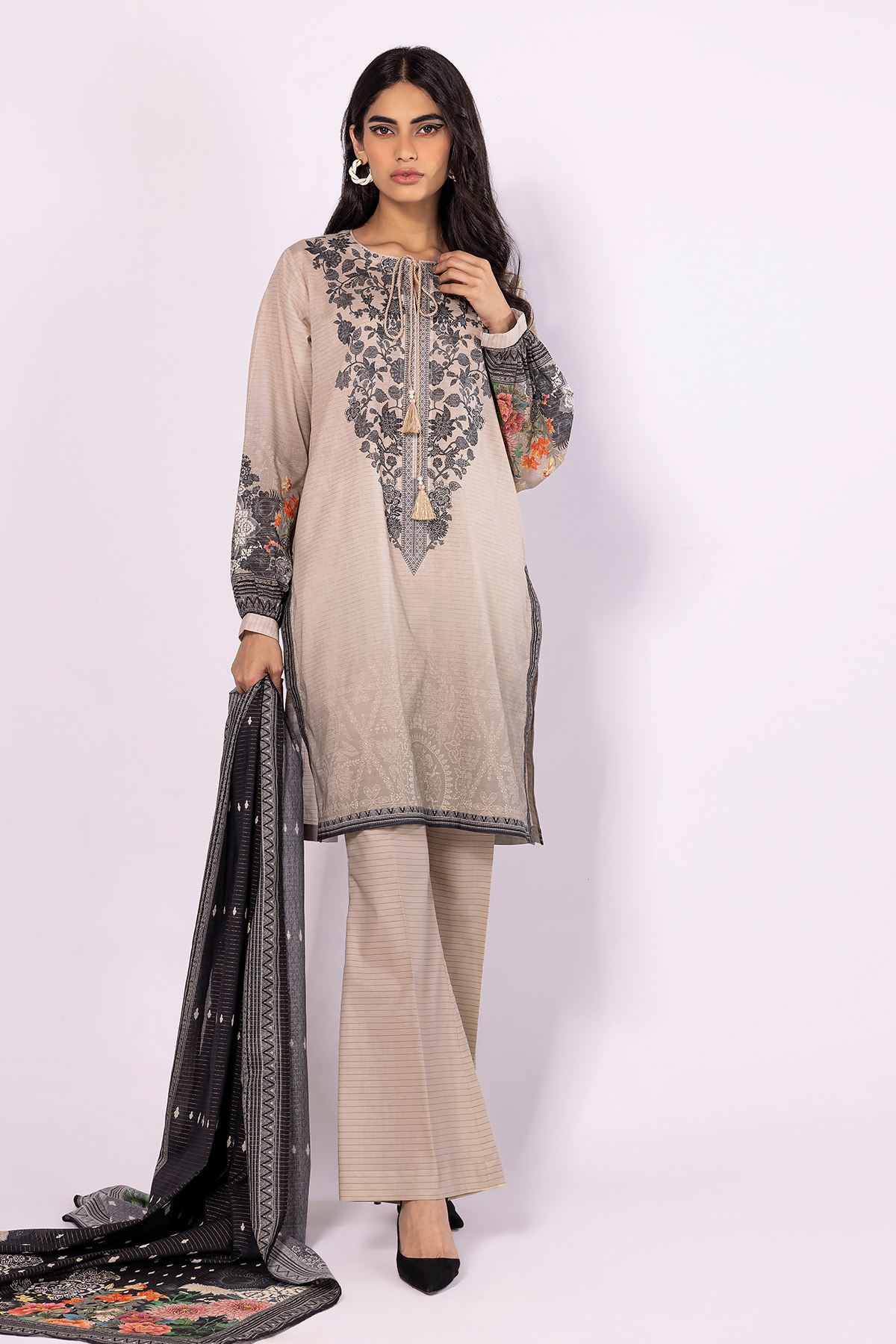 Khaadi hot sale party dresses