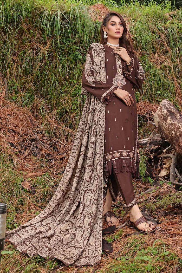 gul ahmed winter dresses Gul Ahmed Winter Collection | Winsome Black & Maroon 3-Piece Pashmina Dress  With Intricate Embroidery - AP32039