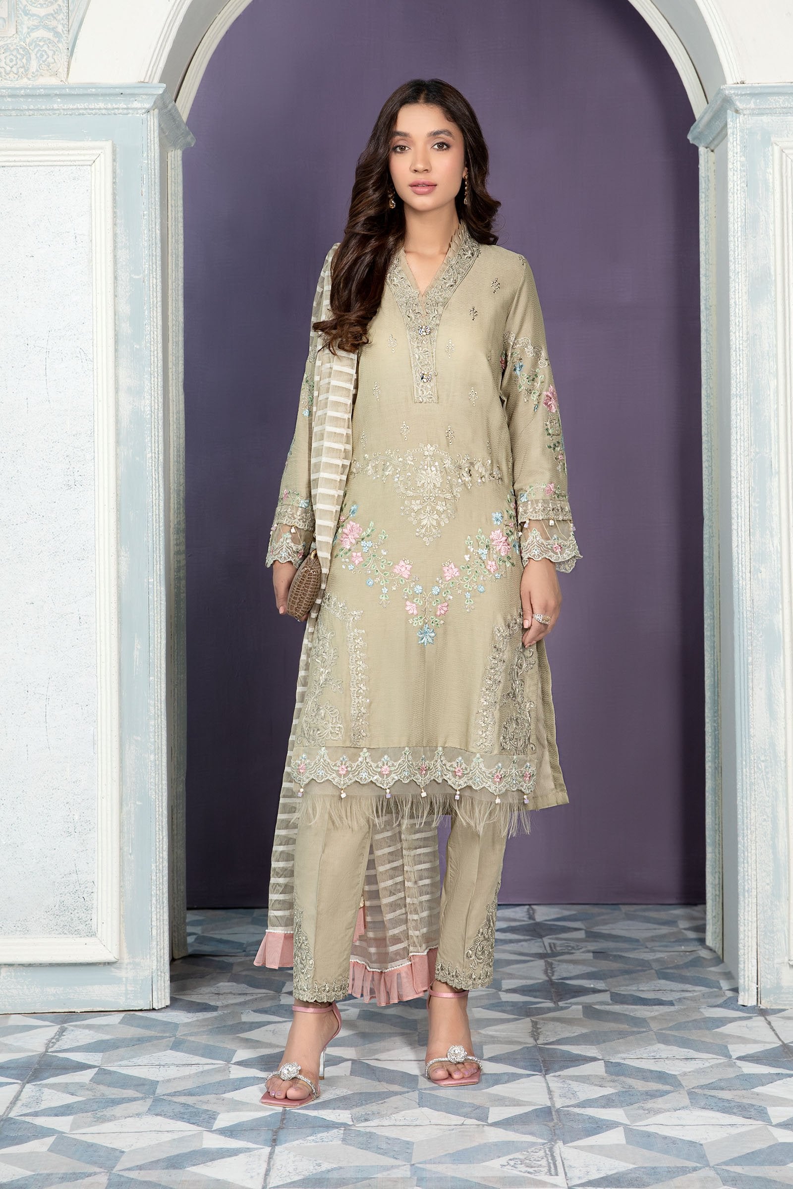 Pakistani Dress For Eid - Pakistani Suits - SareesWala.com