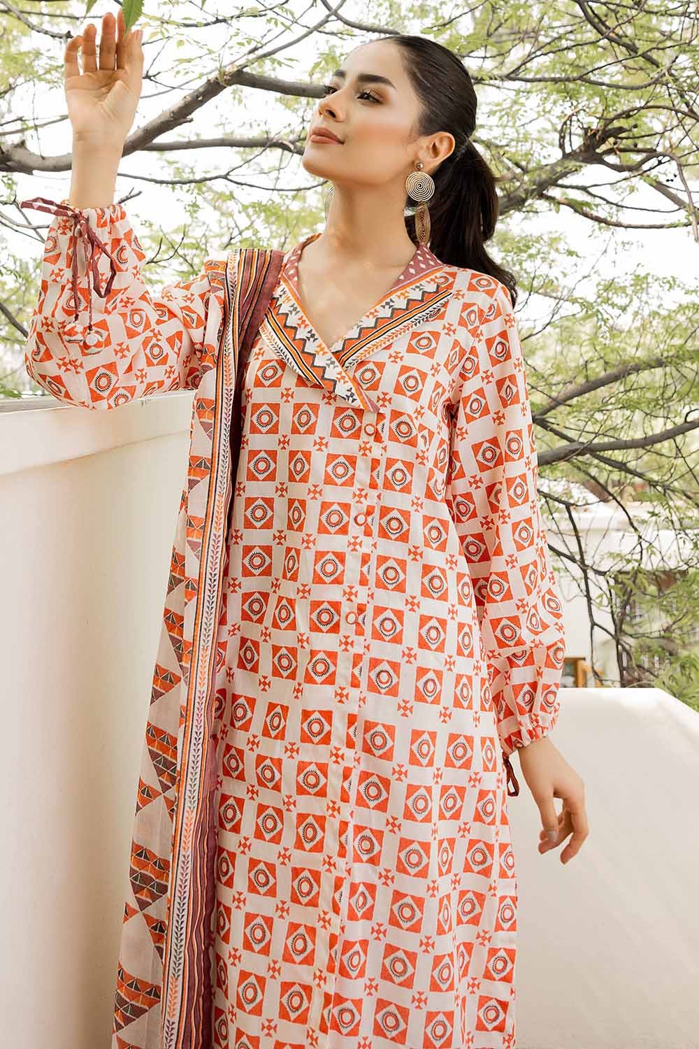 lawn dresses design 2025 Design 10B Luxury Lawn 2025 L25-10B Pakistani Designer Dresses