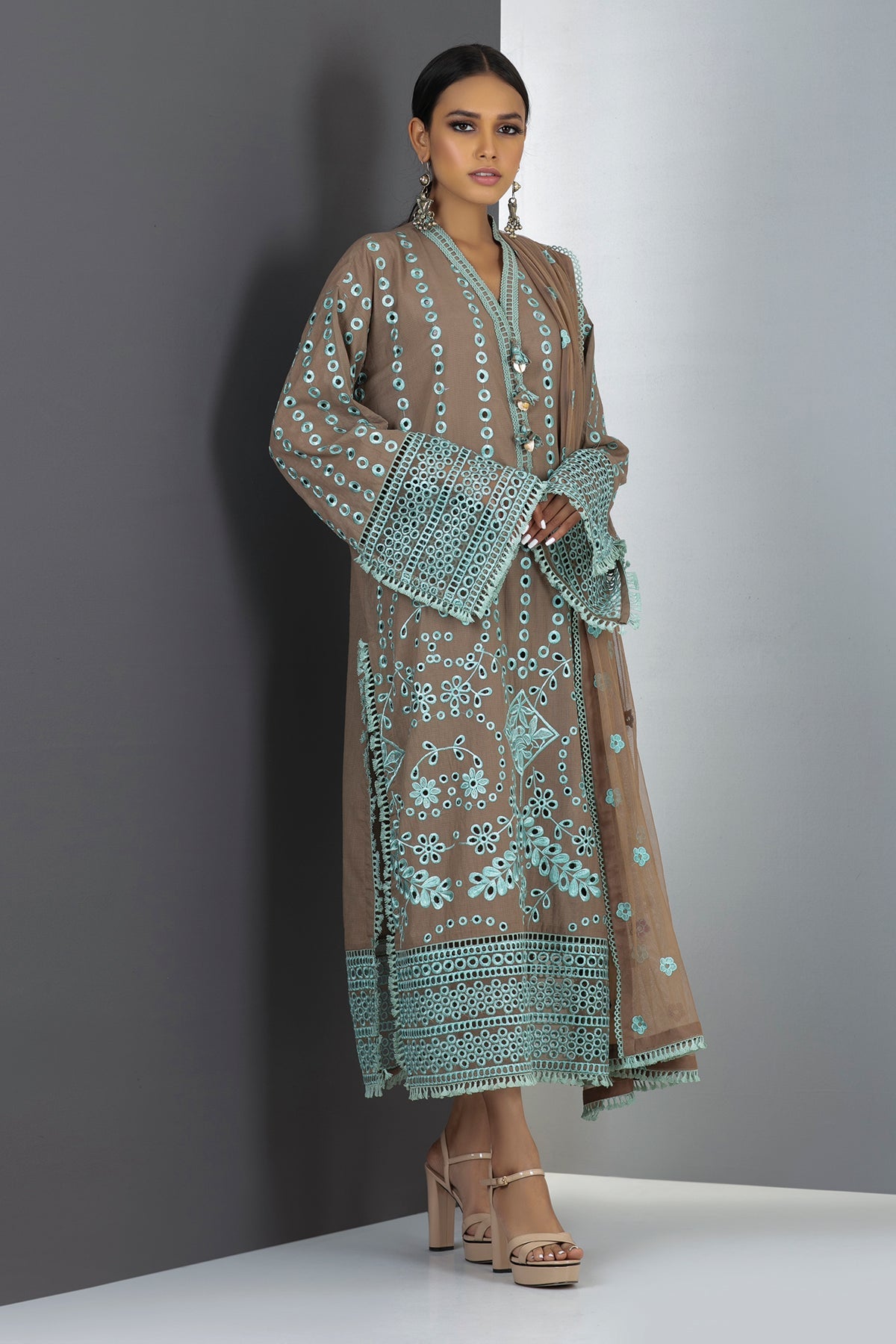 Hs21203 Beige Khaadi Festive Collection 2021 – Sara Clothes