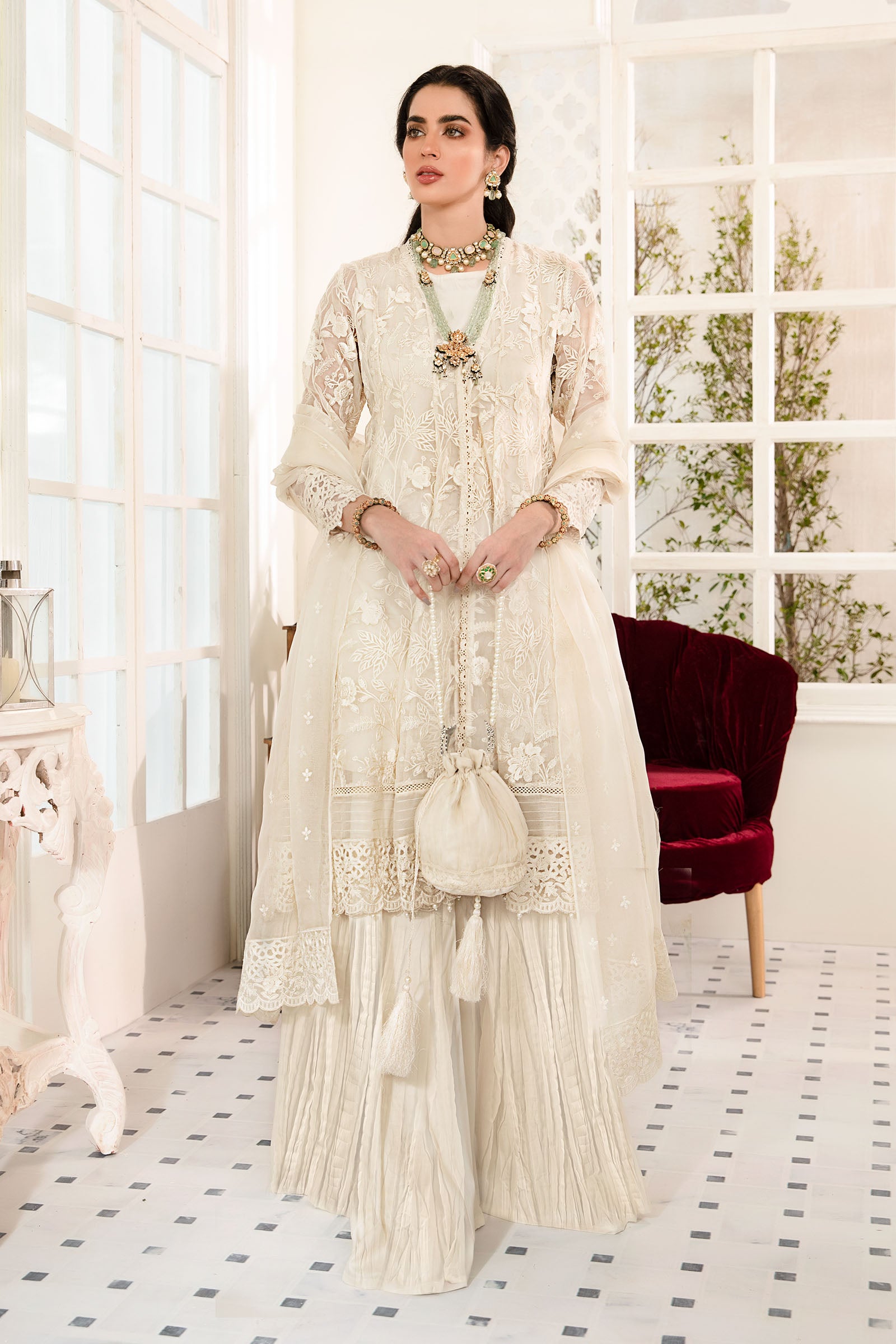Maria B Suit White SF-PF22-04 Evening Wear Formal Wear 2022 Sara Clothes Maria B Suit White SF-PF22-04 Evening Wear Formal Wear 2022 Sara Clothes